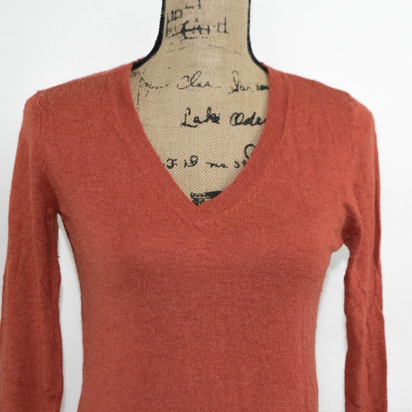 Pretty Long Sleeved Sweater - Picture 2 of 4